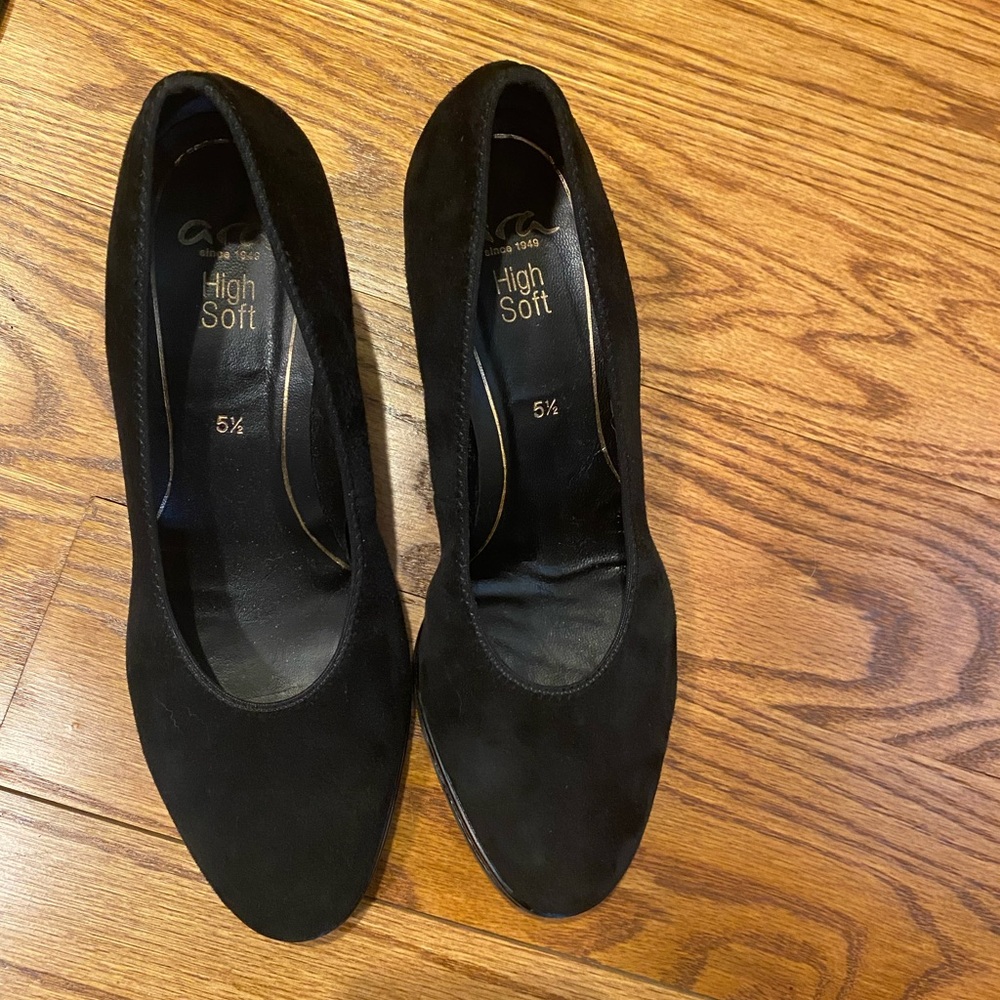 Ara Kendall Pump Suede